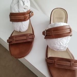 Coach Sandles Size 7B